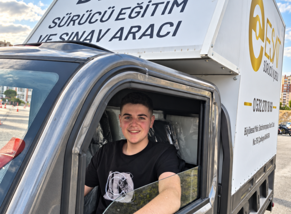 B1 Sınıfı Ehliyet Nedir? Yaş Şartı ve Kullanılabilecek Araçlar