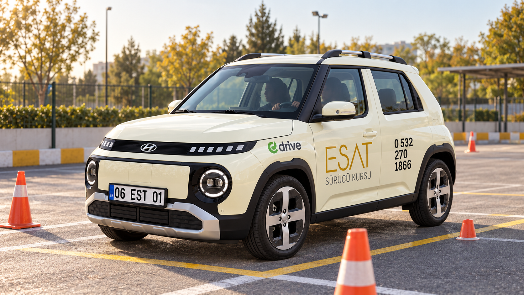 ESAT Hyundai INSTER ile özel direksiyon dersi sahnesi